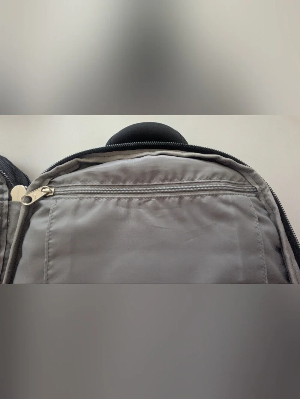 High Sierra Computer Travel Backpack W/Padded Shoulders, Multiple Pockets 22x14